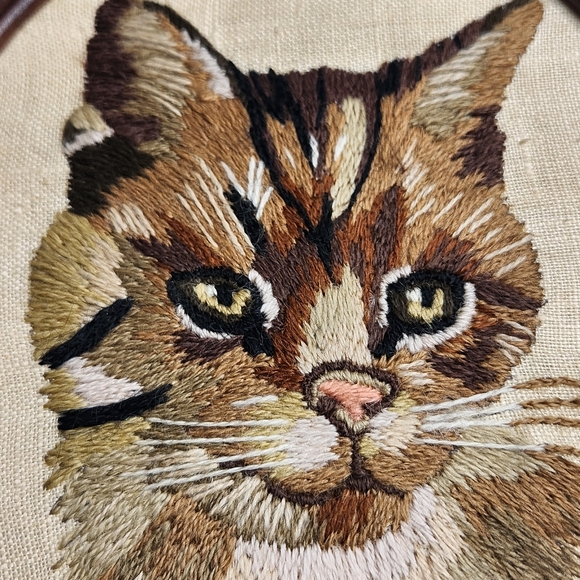 Columbia-Minerva "Peake" Cat Complete Framed Needlepoint Erica Wilson Vintage - Picture 4 of 5